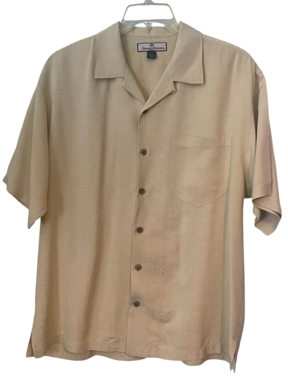 Tommy Bahama men’s silk camp textured button down shirt. Size large. GUC